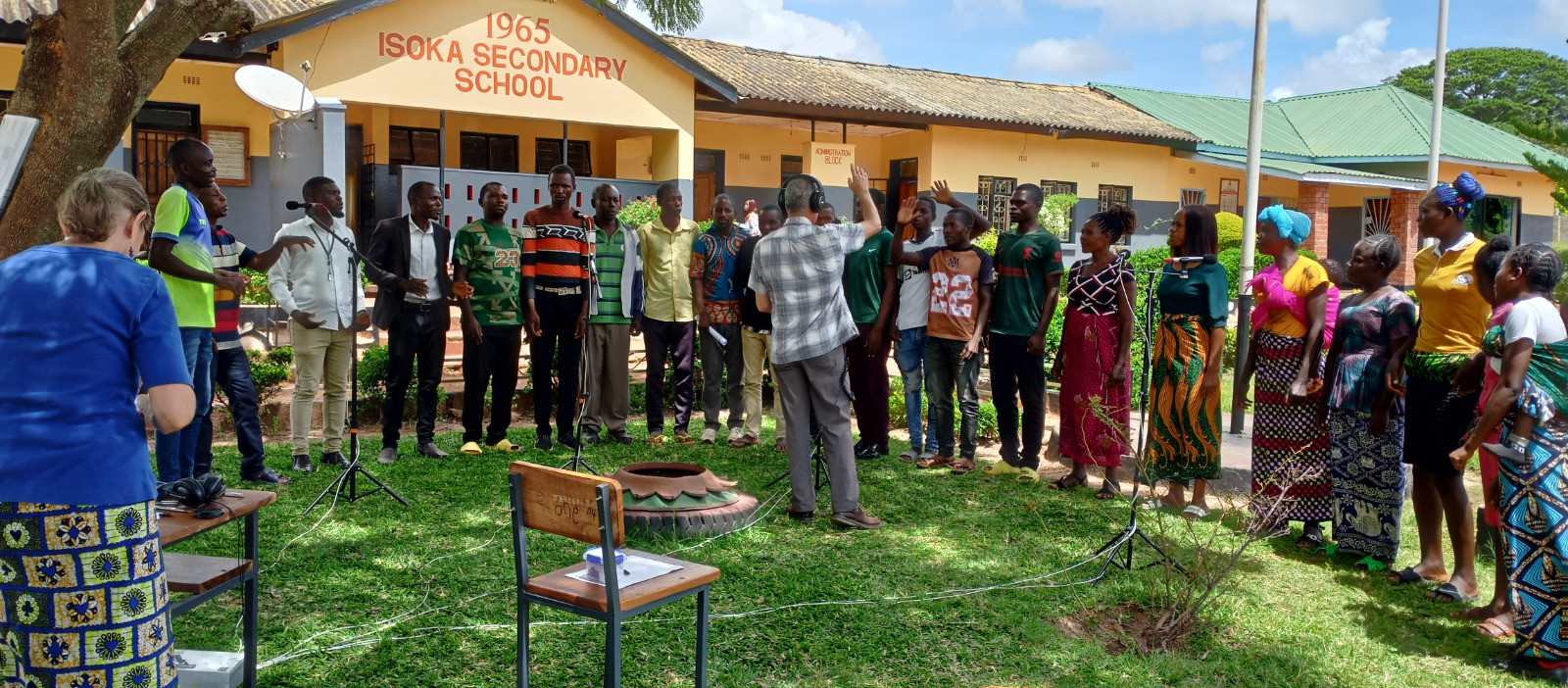 Wandya speaking people during scripture-in-song training